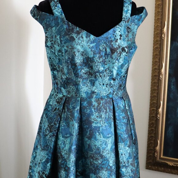 Maggy London Dresses & Skirts - MAGGY LONDON DRESS
